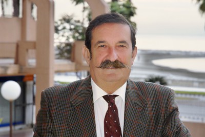 Dr. Martínez Moya: “At URE, we meet the innovation challenges of our specialty”